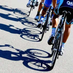 24.ago.2012 - Competidores pedalam durante a 7ª etapa do Tour da Espanha, apelidada de "La Vuelta", nesta sexta-feira (24). O circuito está entre os três mais importantes eventos de ciclismo de estrada da Europa - Felix Ordonez/Reuters