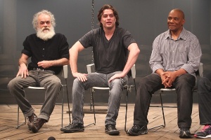 Ao lado dos atores Cacá Amaral (White) (esq.) e Guilherme Sant"Anna (Black) (dir.), Fábio Assunção lança o espetáculo "O Expresso Pôr do Sol", em São Paulo (24/8/12) - Manuela Scarpa/ Foto Rio News