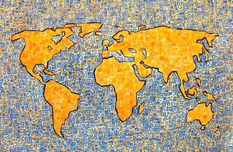 Com os bilhetes de transporte que tinha, ela fez um mapa dos Estados Unidos para eles. "Eles gostaram tanto que me motivaram a continuar", diz (24/8/12) - Nina Boesch/www.metrocardyourself.com