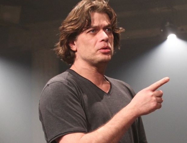 O ator Fábio Assunção participa de evento de lançamento do espetáculo "O Expresso do Pôr do Sol", em São Paulo (24/8/12). A peça marca a estreia de Assunção na direção teatral   - Manuela Scarpa/ Foto Rio News
