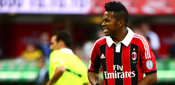 Robinho interessa a Santos e Flamengo, que já se reuniu com o Milan pelo jogador - Olivier Morin/AFP