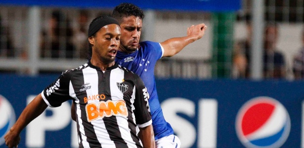 Atlético-MG e Cruzeiro tem 21 jogadores cada um concentrados para o clássico - VIPCOMM