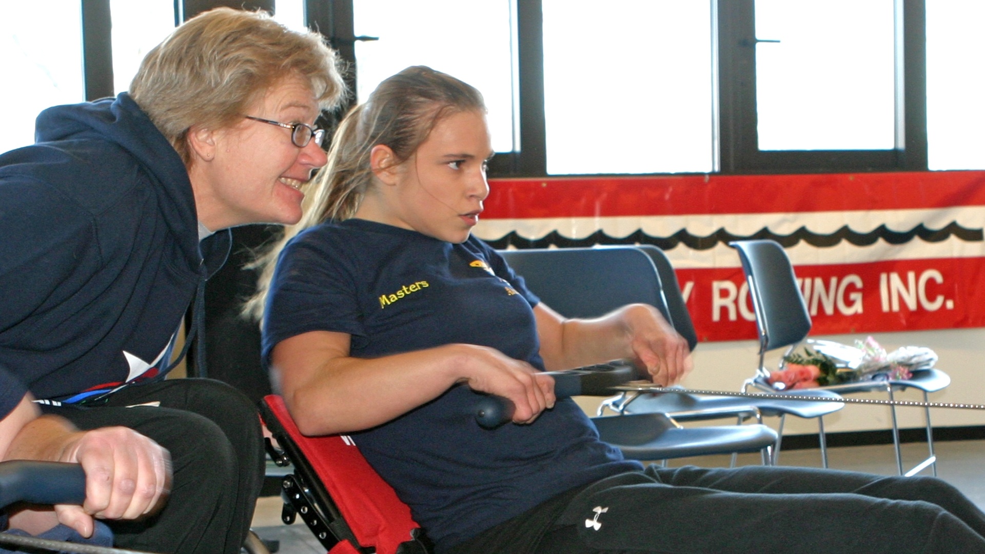 A remadora americana Oksana Masters durante treino físico - Reprodução/WBUR