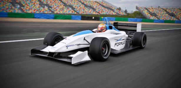 Protótipo elétrico Formulec EF01 servirá como base para os carros da Fórmula E - Divulgação