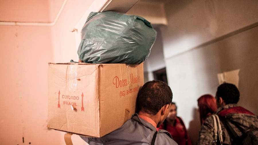 Desocupação de prédio de antigo hotel no centro de SP - Leonardo Soares/UOL