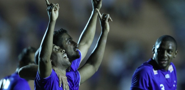 Cruzeiro não comemora triunfo fora, desde final de agosto, quando bateu Atlético-GO - Adalberto Marques/AGIF