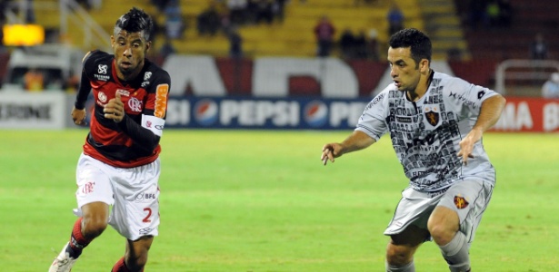 Léo Moura deve fazer nova função no time do Flamengo em partida contra o Grêmio - Alexandre Vidal/Fla Imagem