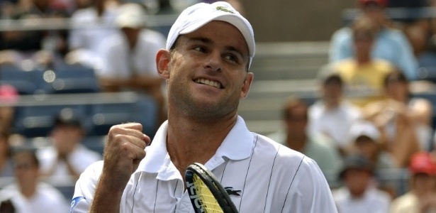 Andy Roddick comemora vitória sobre Fognini pela terceira rodada do Aberto dos EUA - TIMOTHY A. CLARY/AFP