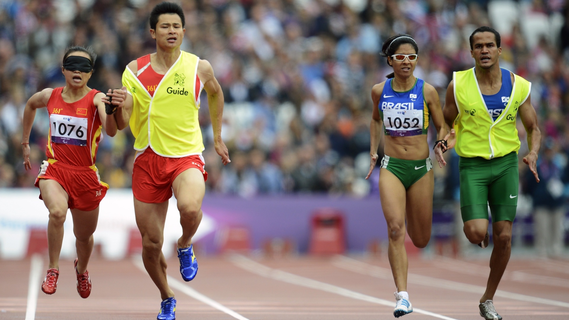 AFP PHOTO / ADRIAN DENNIS