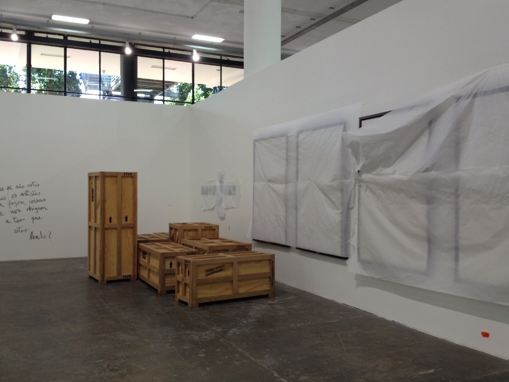 Instalação da 30ª Bienal de Arte de São Paulo sendo montada (3/9/12) - Estefani Medeiros/UOL