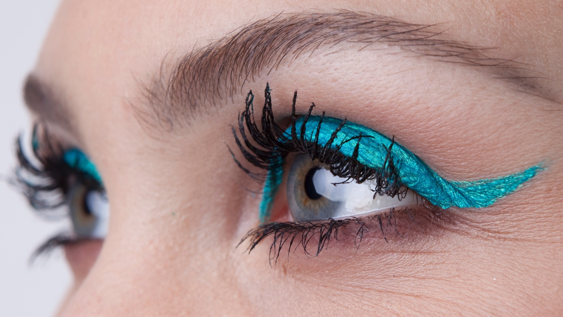 Delineador Metalizado Detalhe - Fabiano Cerchiari/UOL