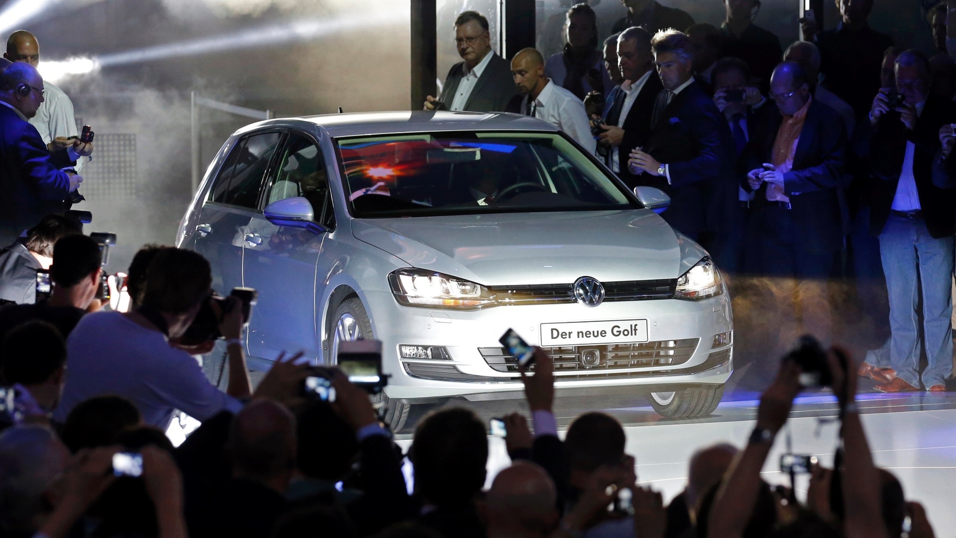 Sétima geração do hatch médio Volkswagen Golf é apresentada na Alemanha - Fabrizio Bensch/Reuters