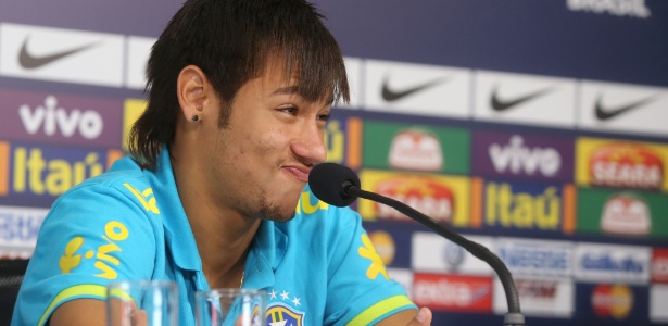 Neymar: "Torço para que resolva logo e ele permaneça do meu lado, no Santos" - Mowapress/Divulgação