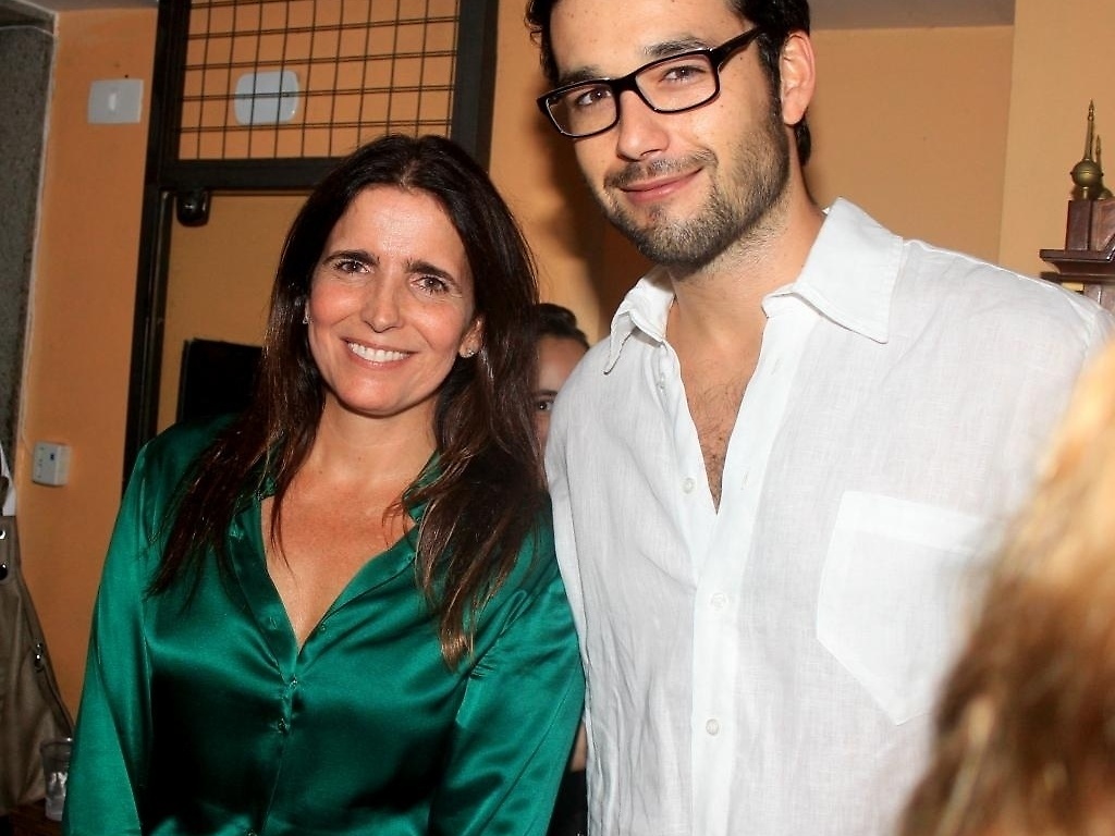 Sobrancelhas - Malu Mader - AgNews