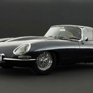Jaguar E-Type, construído entre 1961 e 1975 - Reprodução/Motor Dream