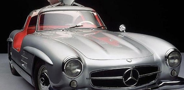 Mercedes-Benz 300 SL "Gullwing", fabricado entre 1954 e 1963 - Reprodução/Motor Dream