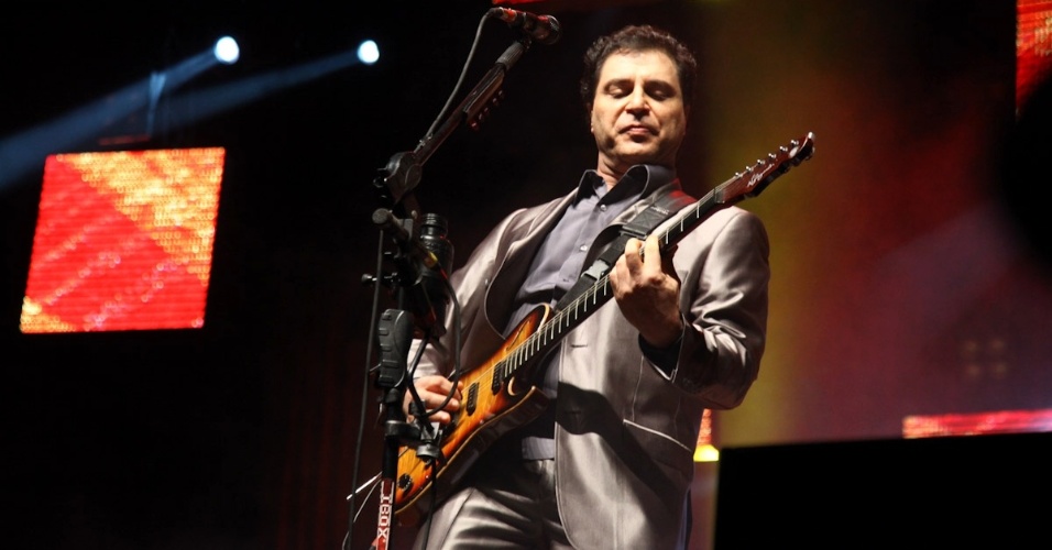 O cantor Frejat se apresenta no show "A Tal da Felicidade" no Credicard Hall, em São Paulo (6/9/12) - Manuela Scarpa/Foto Rio News