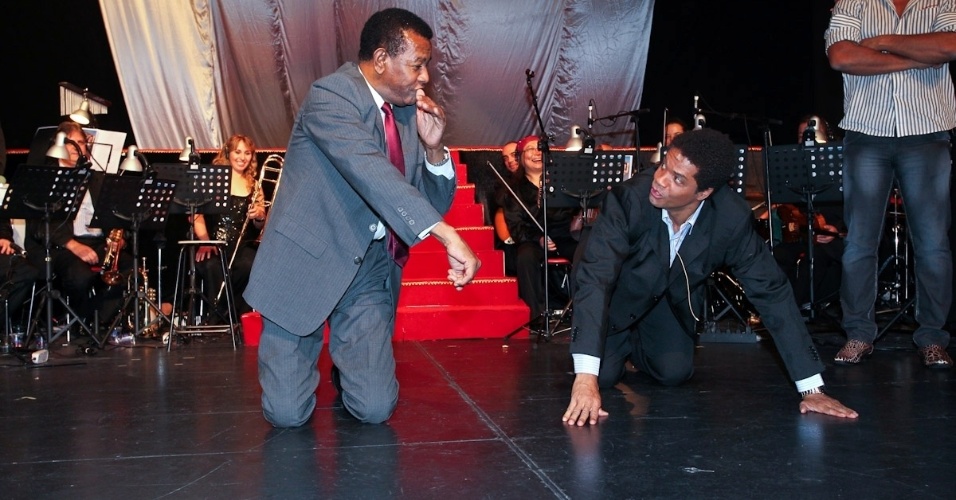 O musical comemora os cinquenta anos da carreira do cantor Jair Rodrigues (6/9/12)