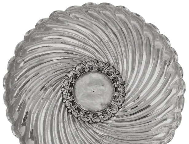 Salva rara da época do Brasil Império, em exposição  - Divulgação