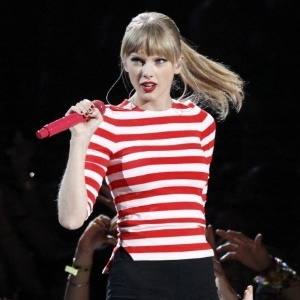 Taylor Swift canta "We are Never Getting Back Together", última apresentação do VMA 2012 (6/9/12) - Mario Anzuoni/Reuters