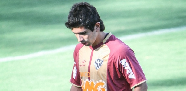 Guilherme (f) se coloca à disposição de Cuca para fazer função que não gosta  - Bruno Cantini/Site do Atlético-MG