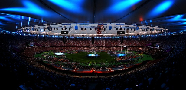Estádio Olímpico durante a cerimônia de abertura dos jogos de 2012, em Londres