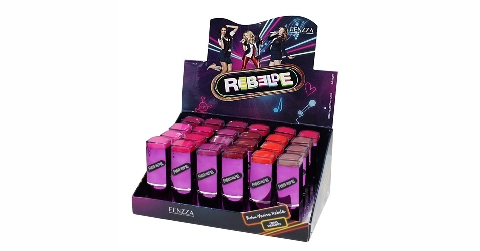 A marca Fenzza lança uma coleção de batons inspirada nas personagens da novela adolescente Rebelde. Preço sugerido: R$ 15 (cada). SAC: (11) 3312-6260 - Divulgação