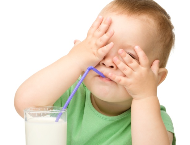 Cólicas, diarreia e tosse, entre outros sintomas, podem indicar que seu filho não digere bem o leite - Thinkstock