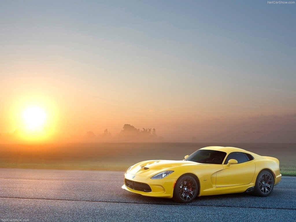 Dodge define preços do novo SRT Viper, que vai de US$ 99.390 (R$ 201 mil) a US$ 122.390 (R$ 247.500, pela versão GTS) - Divulgação