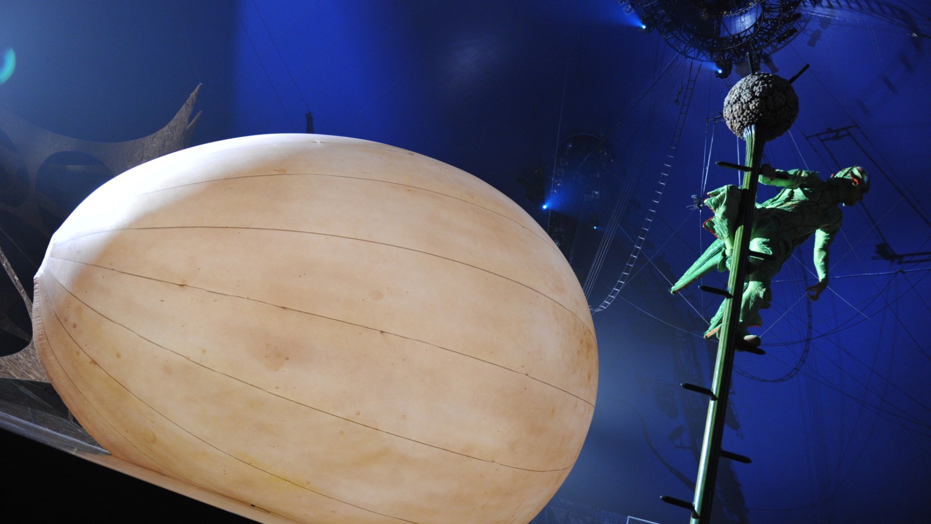 Deborah Colker desenvolveu o espetáculo para a companhia canadense em 2009 (12/9/12) - Romeo Gacad/AFP