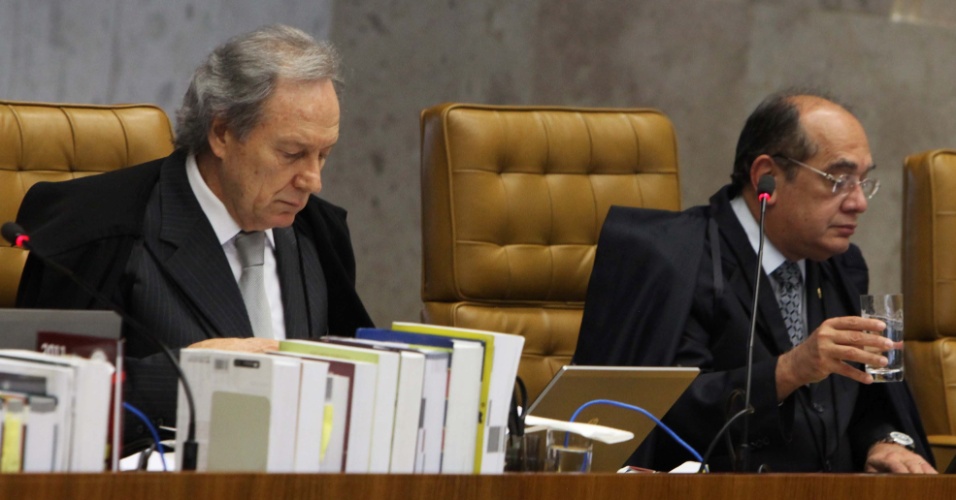 13.set.2012 ? Os ministros  do Supremo Tribunal Federal (STF) acompanham mais mais um julgamento do mensalão, nesta quinta-feira, em Brasília