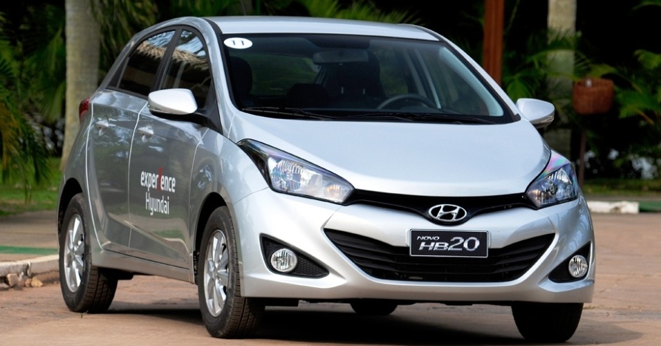 Conheça mais detalhes do Hyundai HB20, que custa entre R$ 31.995 e R$ 47.995 e chega às lojas em outubro - Divulgação