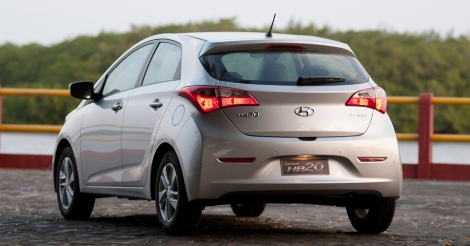 Conheça mais detalhes do Hyundai HB20, que custa entre R$ 31.995 e R$ 47.995 e chega às lojas em outubro - Divulgação