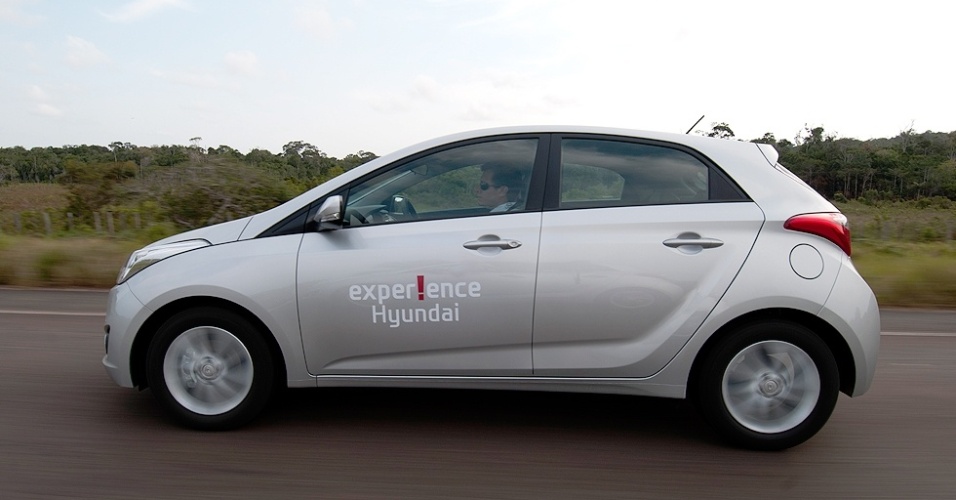 Conheça mais detalhes do Hyundai HB20, que custa entre R$ 31.995 e R$ 47.995 e chega às lojas em outubro - Divulgação