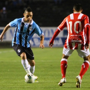 Pará, lateral direito do Grêmio, acredita que o período de treinamentos longe do Sul seja positivo - LUCAS UEBEL/GREMIO FBPA