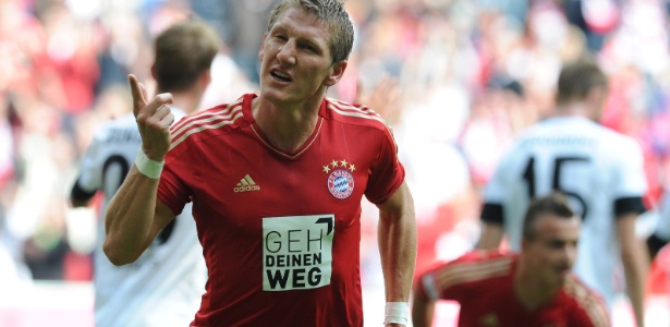 Bastian Schweinsteiger, do Bayern de Munique, comemora gol marcado pelo Bayern de Munique contra o Mainz 05 - Christof Stache/AFP
