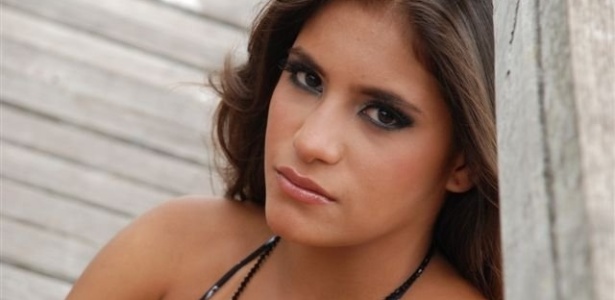 Eduarda Mello, ginasta de 17 anos, morreu em acidente de carro neste domingo, 16/09/2012