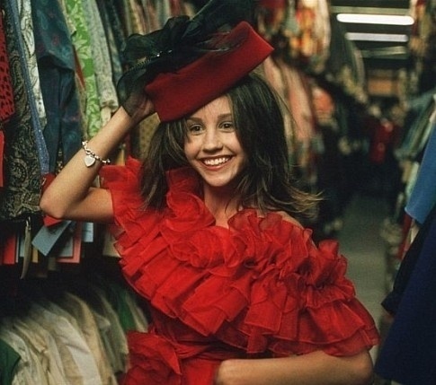 Amanda Bynes em cena de "O Grande Mentiroso", em 2002, seu primeiro trabalho nos cinema