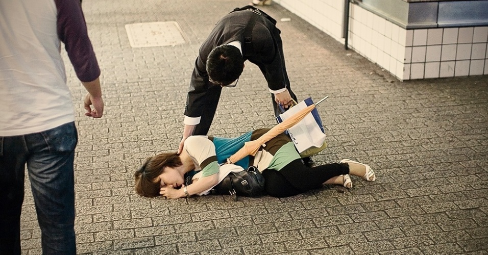 Para Storey, seu trabalho, iniciado em 2006, é uma crônica de um dos aspectos mais "problemáticos" da sociedade japonesa - Adrian Storey