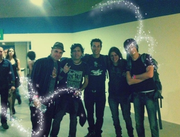 A banda Capital Inicial, que irá se apresentar ao vivo ao lado dos Selvagens à Procura de Lei no 19º Prêmio Multishow (18/9/12) - Reprodução/Facebook