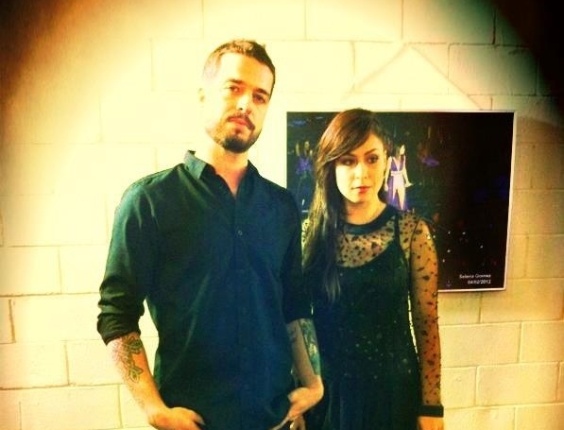 Pitty e Martin, da banda Agridoce, chegam ao 19º Prêmio Multishow; dupla concorre ao prêmio de Projeto Paralelo na votação do Juri Especializado (18/9/12) - Reprodução/Facebook