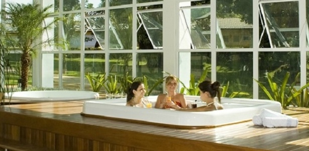 Banho romano é uma das atrações que os palmeirenses curtem em Itu - Divulgação