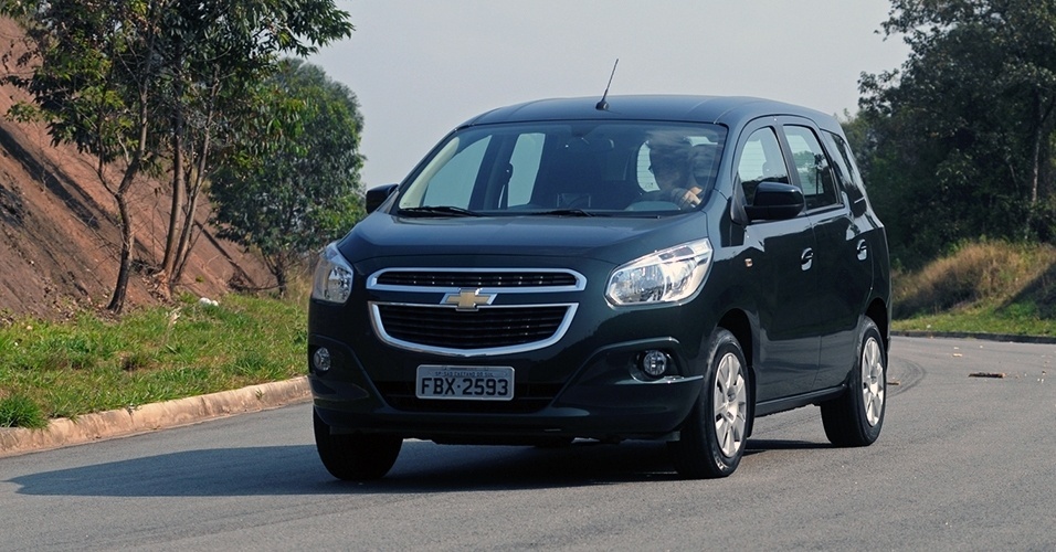 Chevrolet Spin LT é a versão de entrada da minivan e custa R$ 44.590 - Murilo Góes/UOL