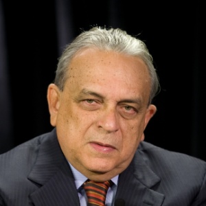 Sérgio Guerra durante entrevista ao programa no Poder e Política - Alan Marques 21.set.2012/Folhapress