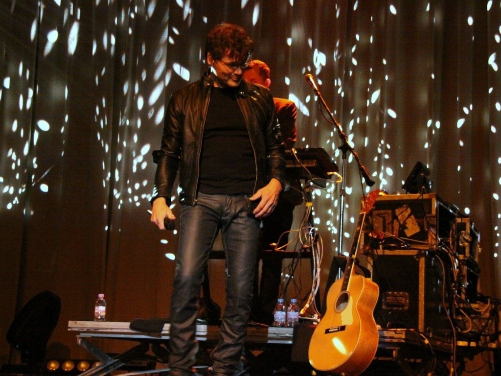 Morten Harket, fundador do extinto A-ha, se apresentou no palco do Citibank Hall, na Barra da Tijuca, Zona Oeste do Rio (22/9/12). Muitos fãs aos delírios e portando cartazes estavam na plateia - Graça Paes/Foto Rio News