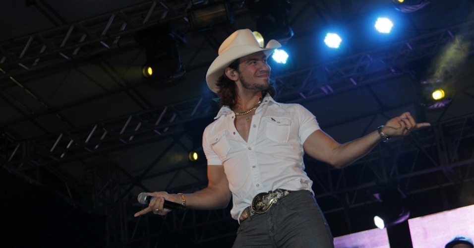 Mariano se apresenta no Cowboy Forever, em Vitória (22/9/12) - Milene Cardoso/AgNews