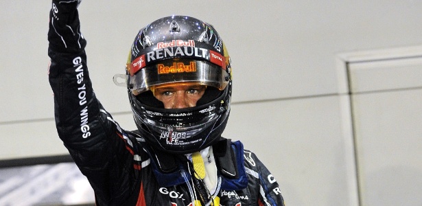 Vettel já venceu o GP de Cingapura em três oportunidades - AFP PHOTO / ROSLAN RAHMAN