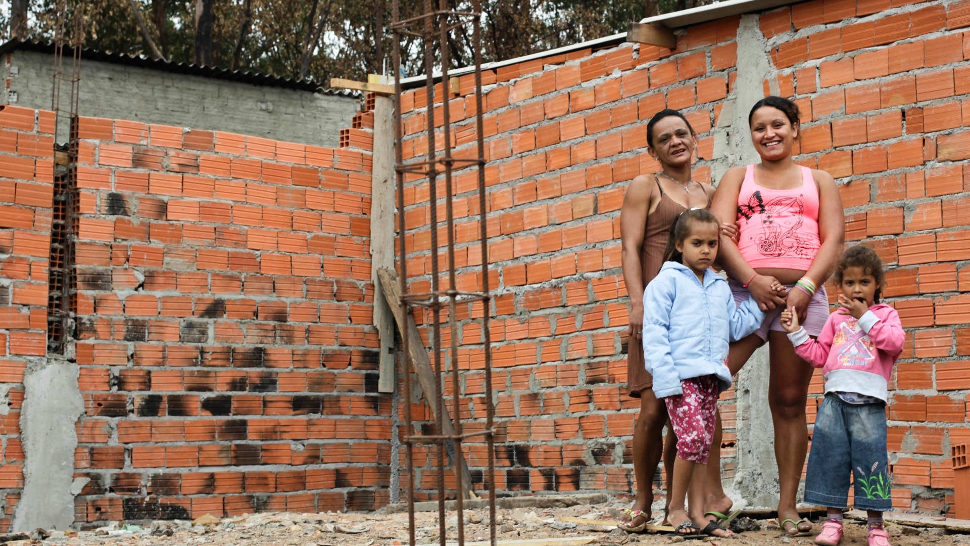 Fotos Famílias atingidas por incêndios em favelas de São Paulo UOL Notícias