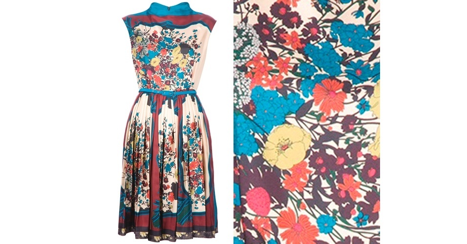 Com cinto azul na cintura; R$ 6.890, da Antonio Marras, na Farfetch (www.farfetch.com.br). Preço pesquisado em setembro de 2012 e sujeito a alterações - Divulgação