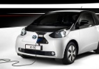 Toyota revela iQ elétrico e promete 21 veículos híbridos até 2015 - Divulgação